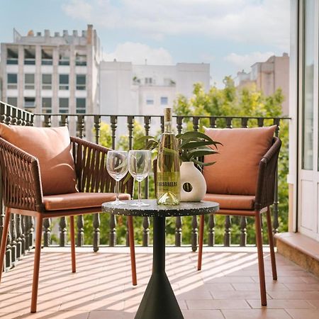 Sonder Paseo De Gracia Hotel Barcelona Kültér fotó A balcony