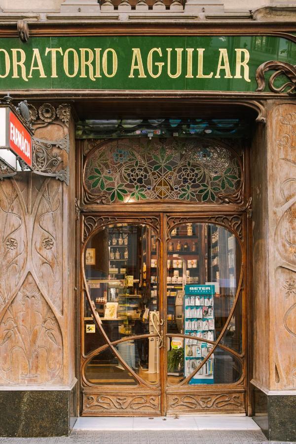 Sonder Paseo De Gracia Hotel Barcelona Kültér fotó Pharmacy in Paris